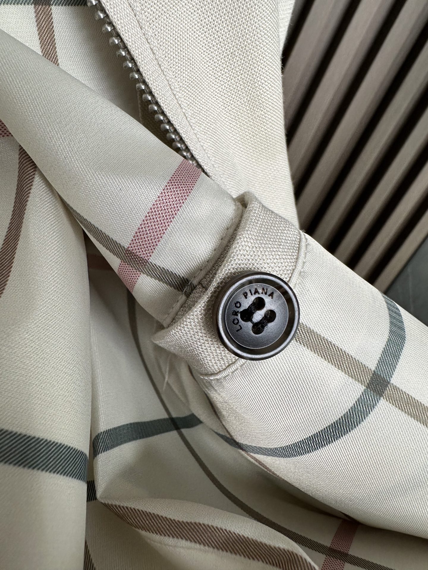 （米色～）早春新品Loro piana诺悠翩雅26SS轻奢立领夹克 | 把高级感穿在日常甄选高支面料，触