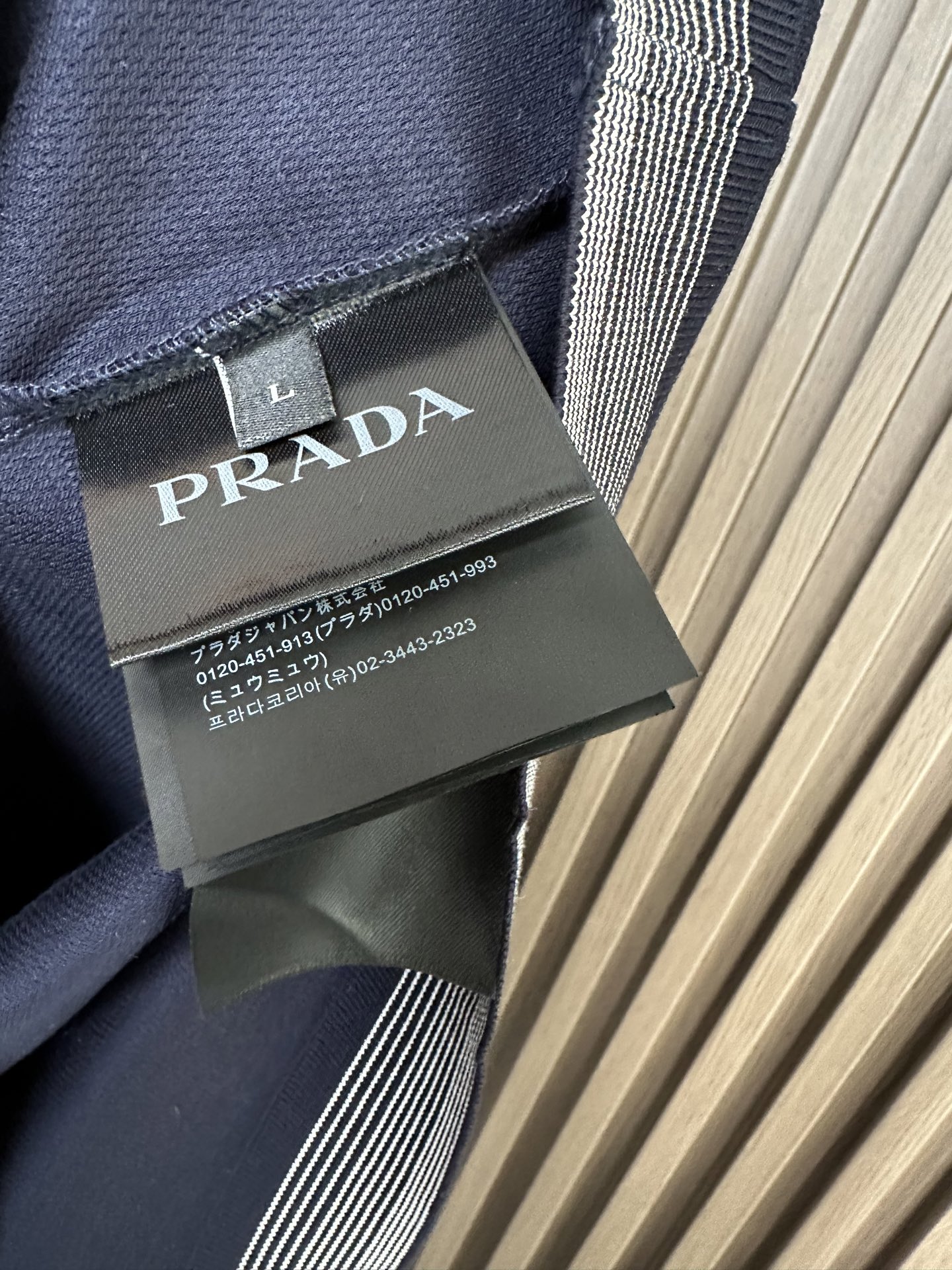 🔥（藏蓝～）PRADA普拉达26SS春夏起脚色织Polo 手感舒适 原版定制 高端大气 胸前刺绣品牌lo