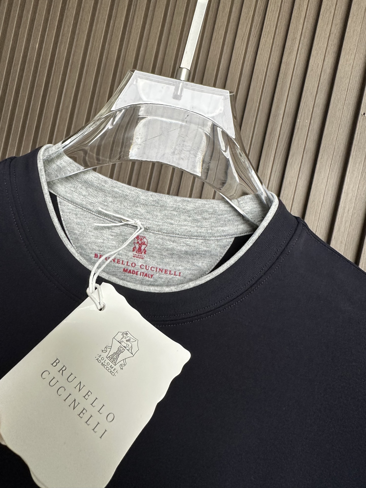 （藏蓝色～）BC家26SS春夏短袖（两色叠加领口，袖口设计） 这款短袖面料采用32支双股新疆长绒棉紧密圆