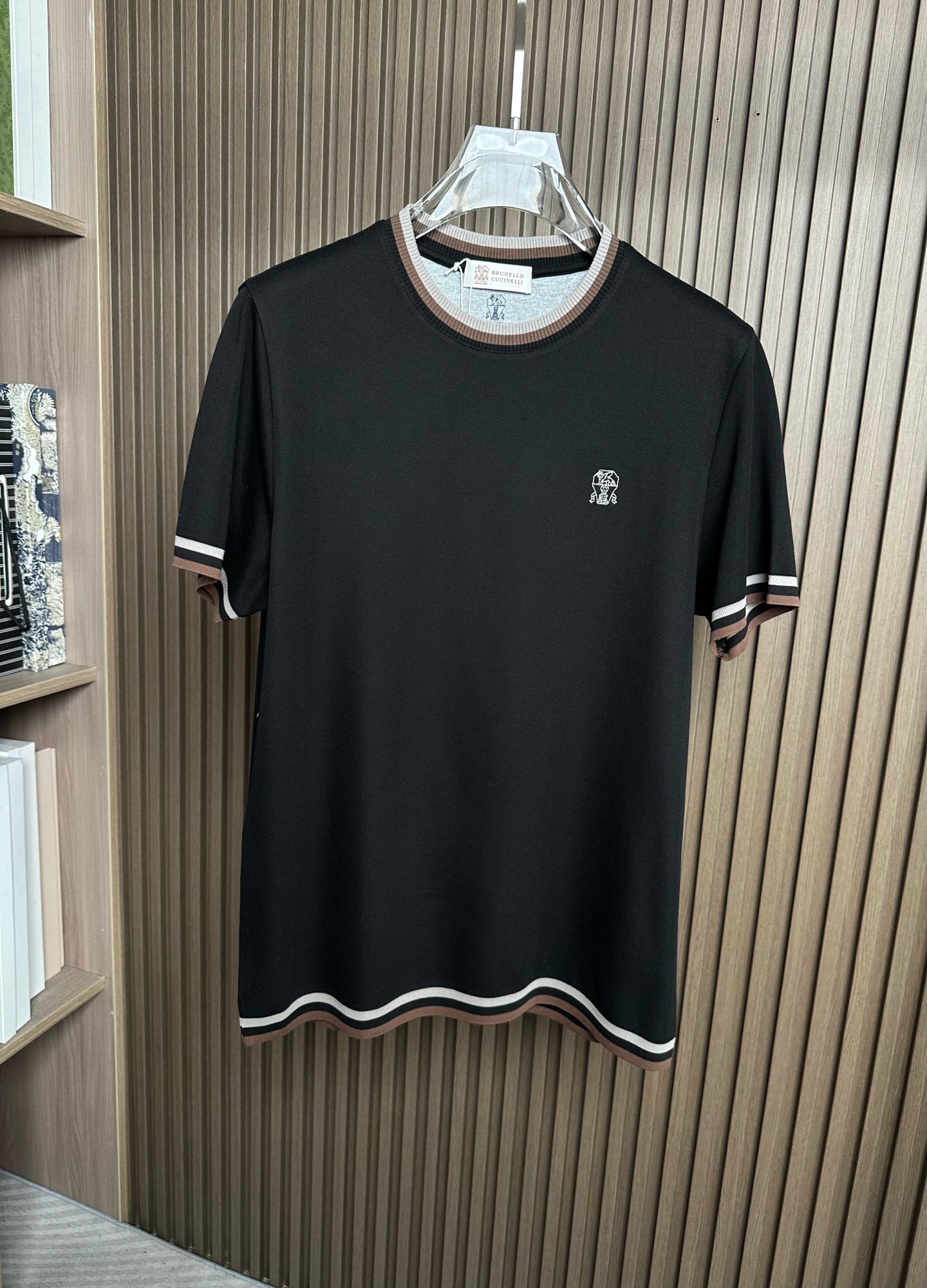 黑色～）BC家26SS春夏短袖（两色叠加领口，袖口设计） 这款短袖面料采用32支双股新疆长绒棉紧密圆领短