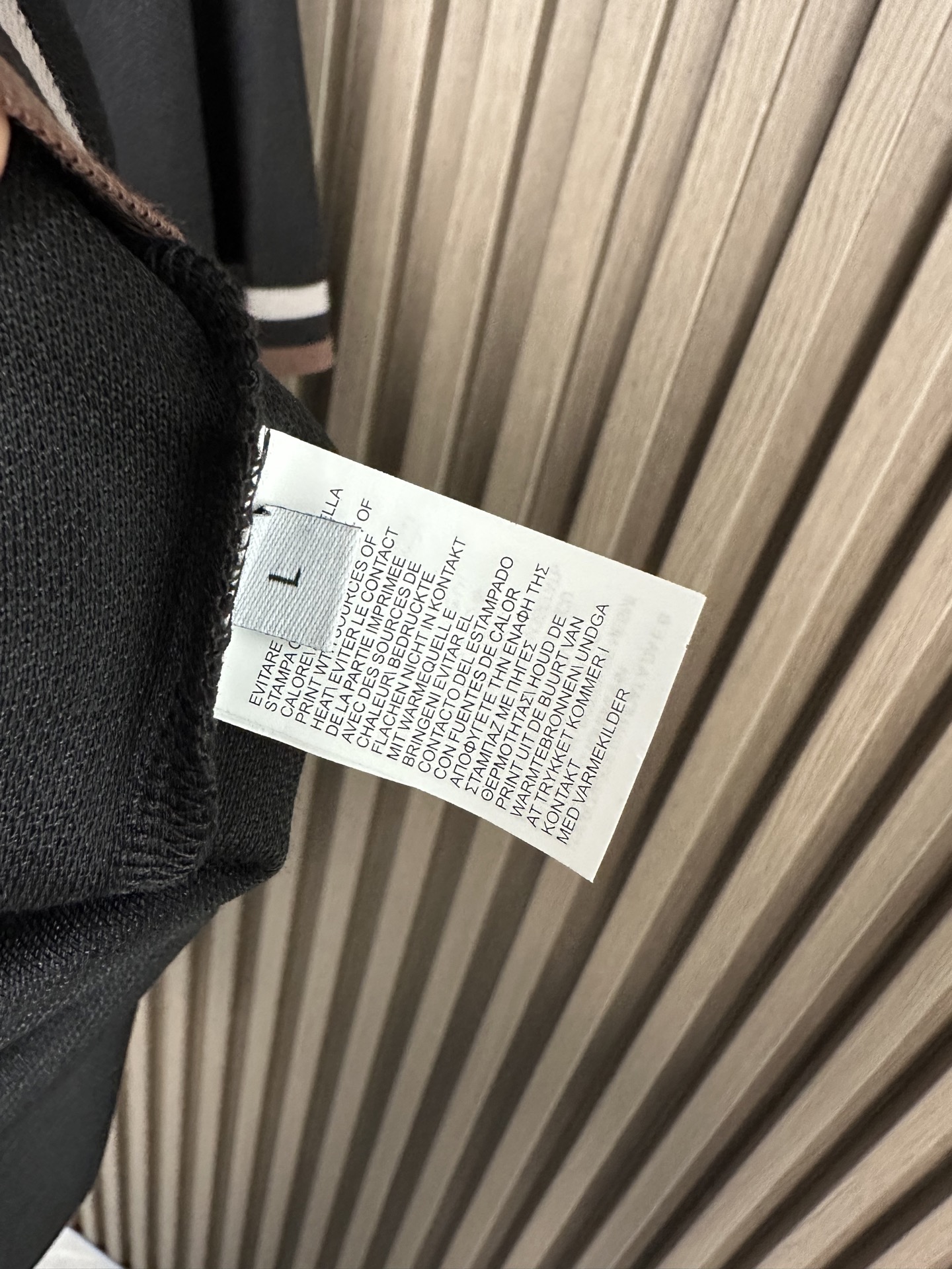 黑色～）BC家26SS春夏短袖（两色叠加领口，袖口设计） 这款短袖面料采用32支双股新疆长绒棉紧密圆领短