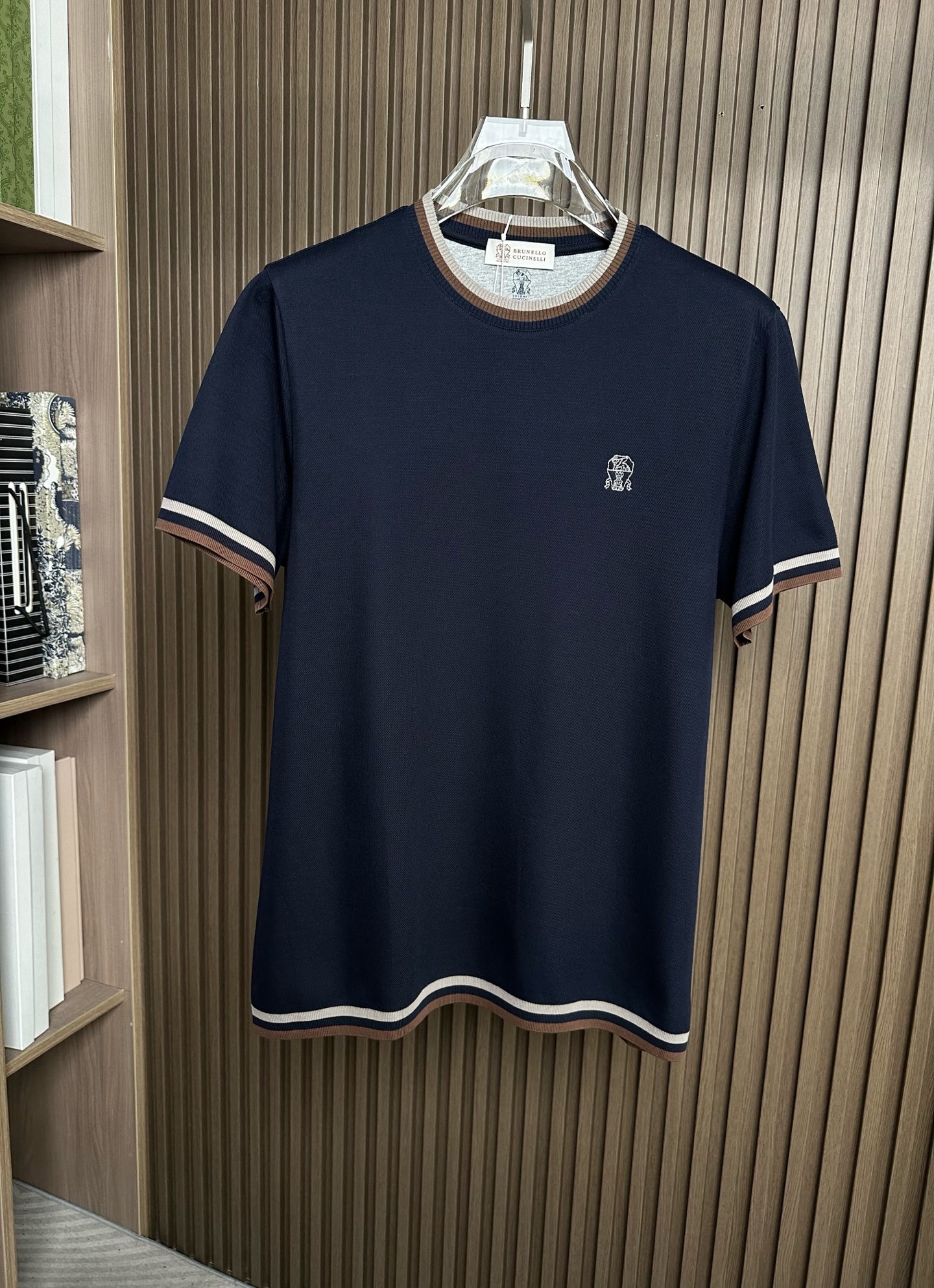 （藏蓝色～）BC家26SS春夏短袖（两色叠加领口，袖口设计） 这款短袖面料采用32支双股新疆长绒棉紧密圆