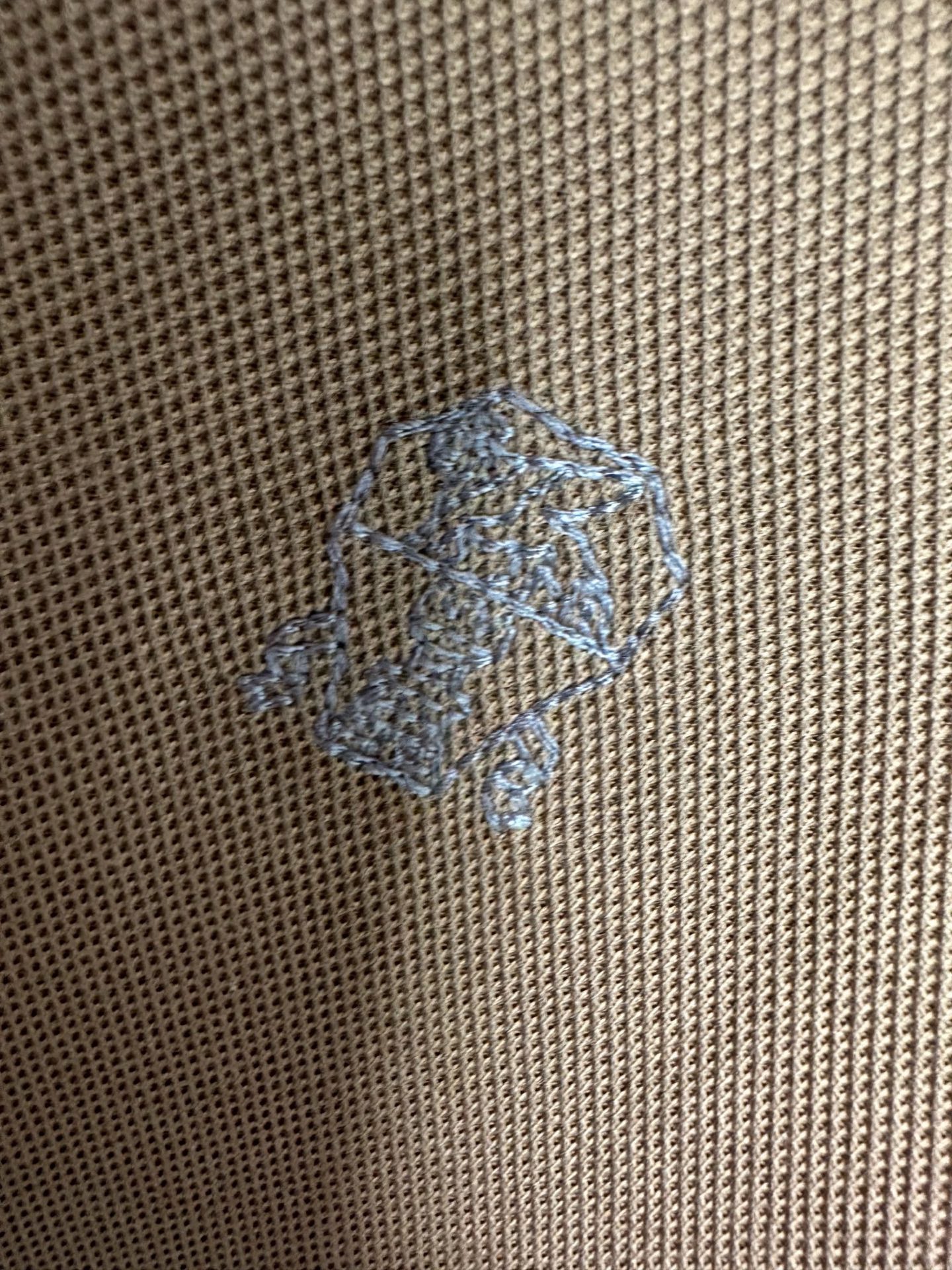 （卡其～）BC家26SS春夏短袖（两色叠加领口，袖口设计） 这款短袖面料采用32支双股新疆长绒棉紧密圆领