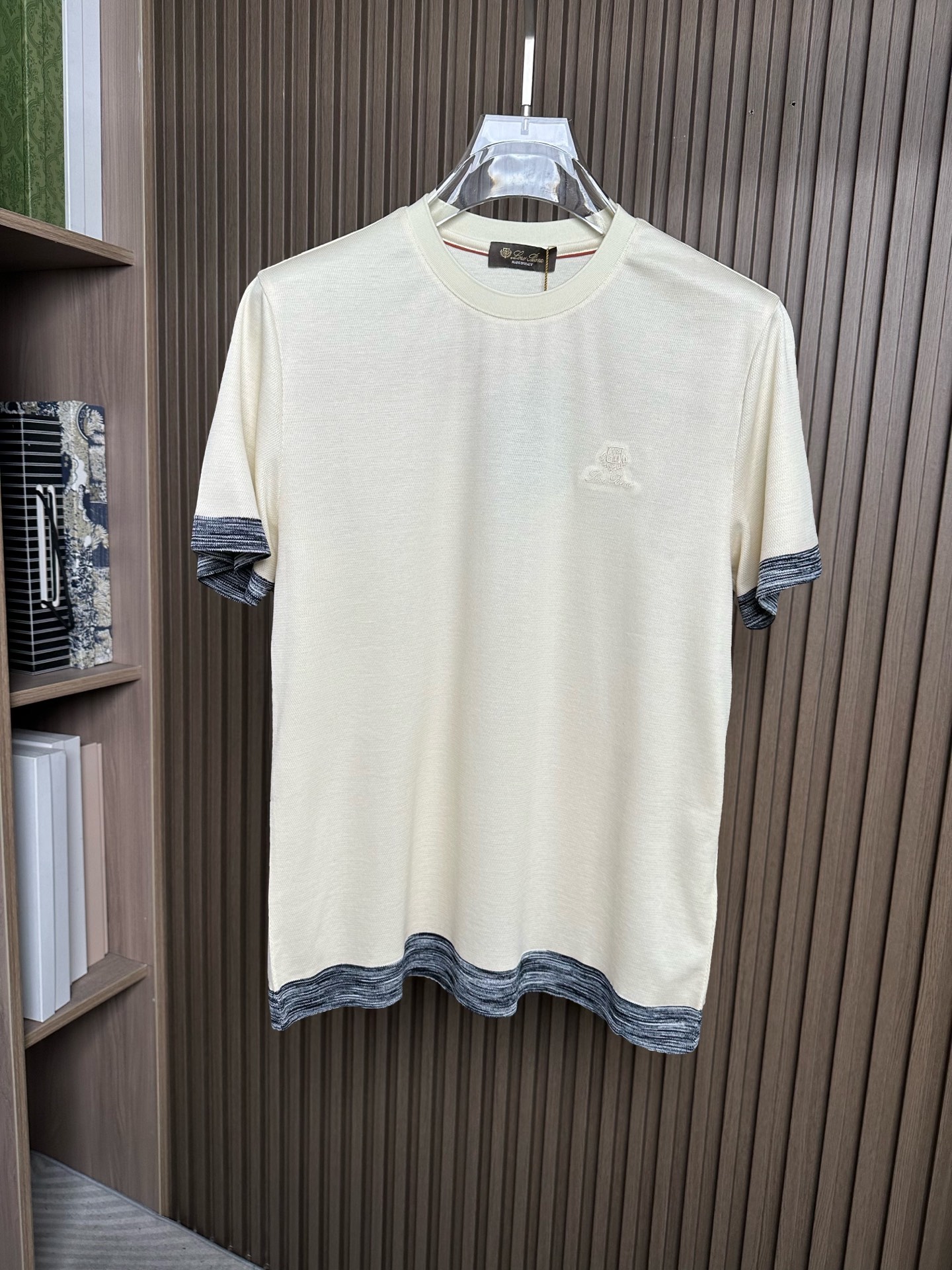 （米黄～）Loro piana 诺悠翩雅26SS春夏新款短袖 原版定制 面料选用双股丝光长绒棉 轻薄透气
