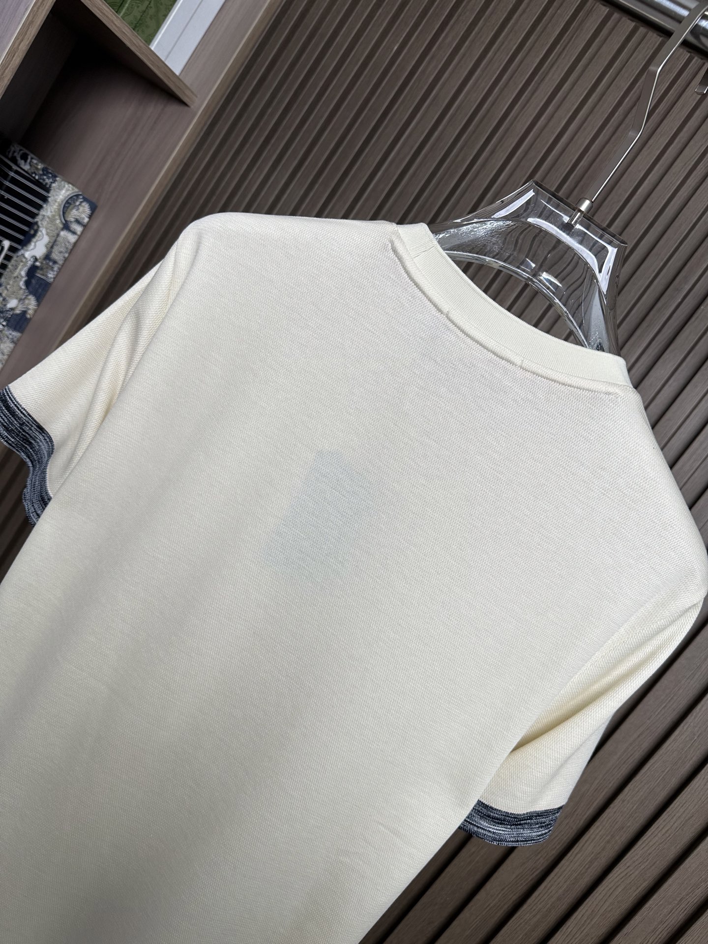 （米黄～）Loro piana 诺悠翩雅26SS春夏新款短袖 原版定制 面料选用双股丝光长绒棉 轻薄透气