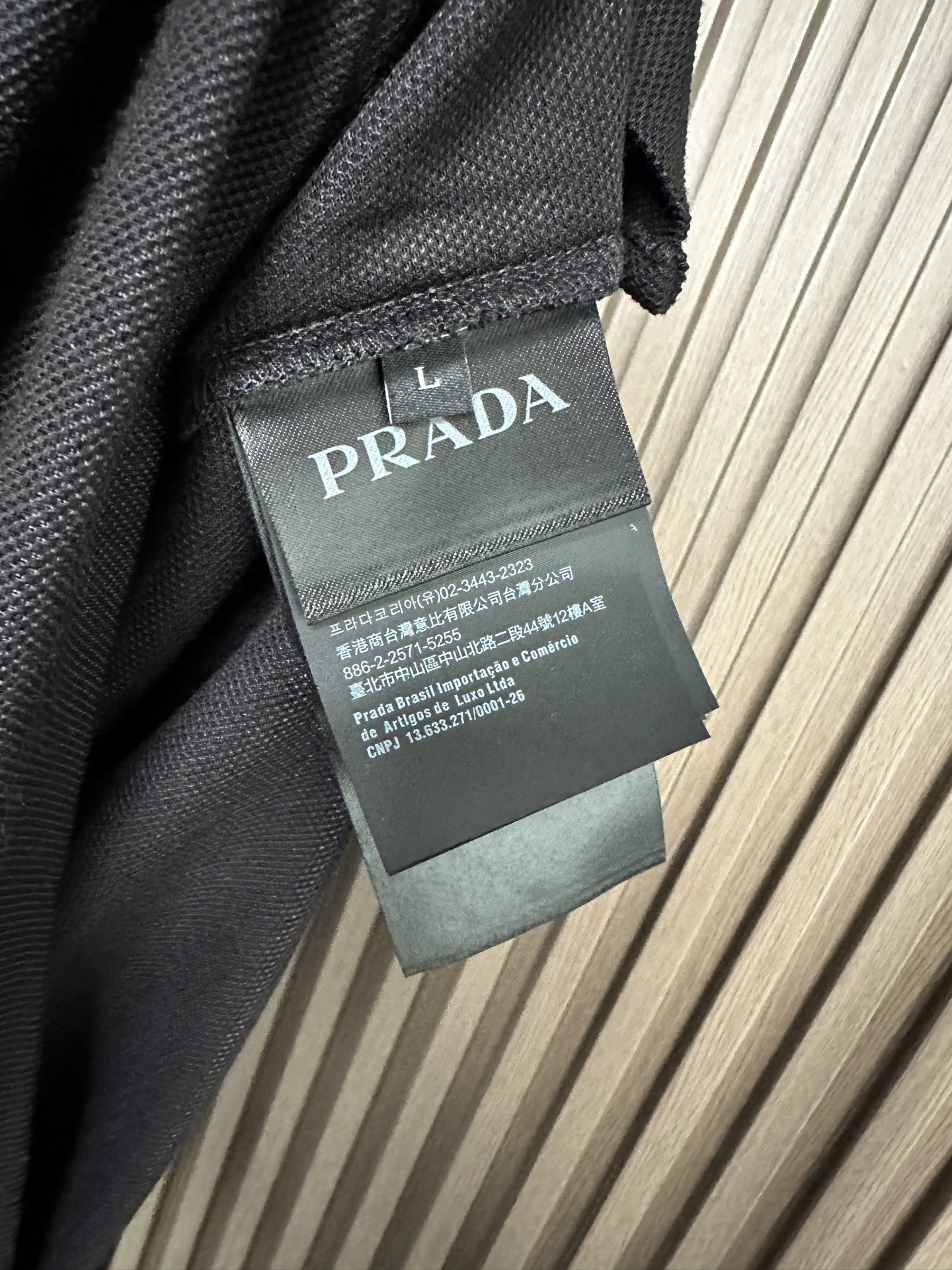 🔥（黑色～）PRADA普拉达26SS春夏新款，顶级爆款 玛雅系列POLO短袖 经典百搭 纯棉面料 舒适透