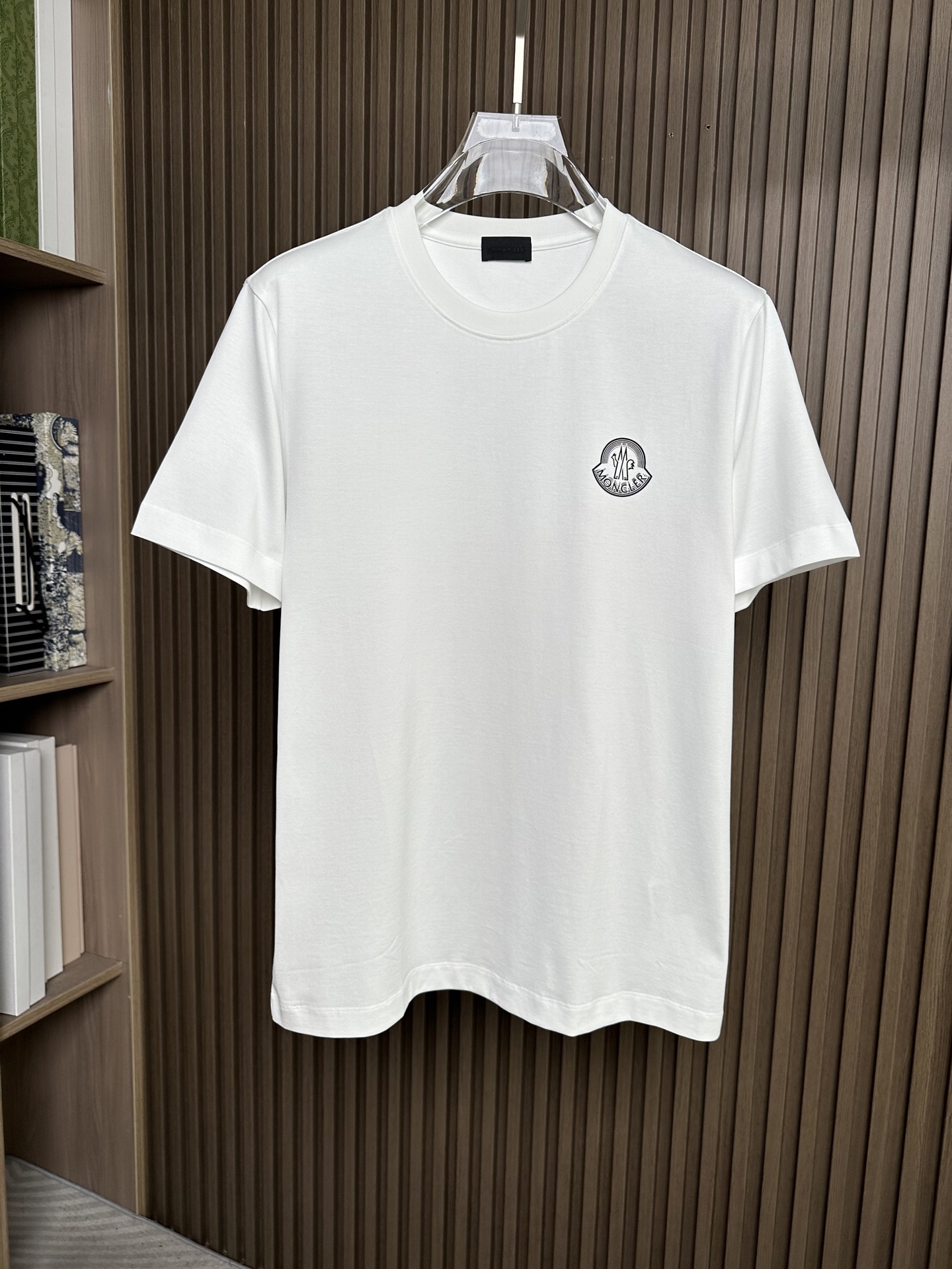 （白～）🔥MON蒙口男士时装款圆领短袖T恤，26SS春夏新品，超火爆人气单品！极符合M家美学基调的一款T