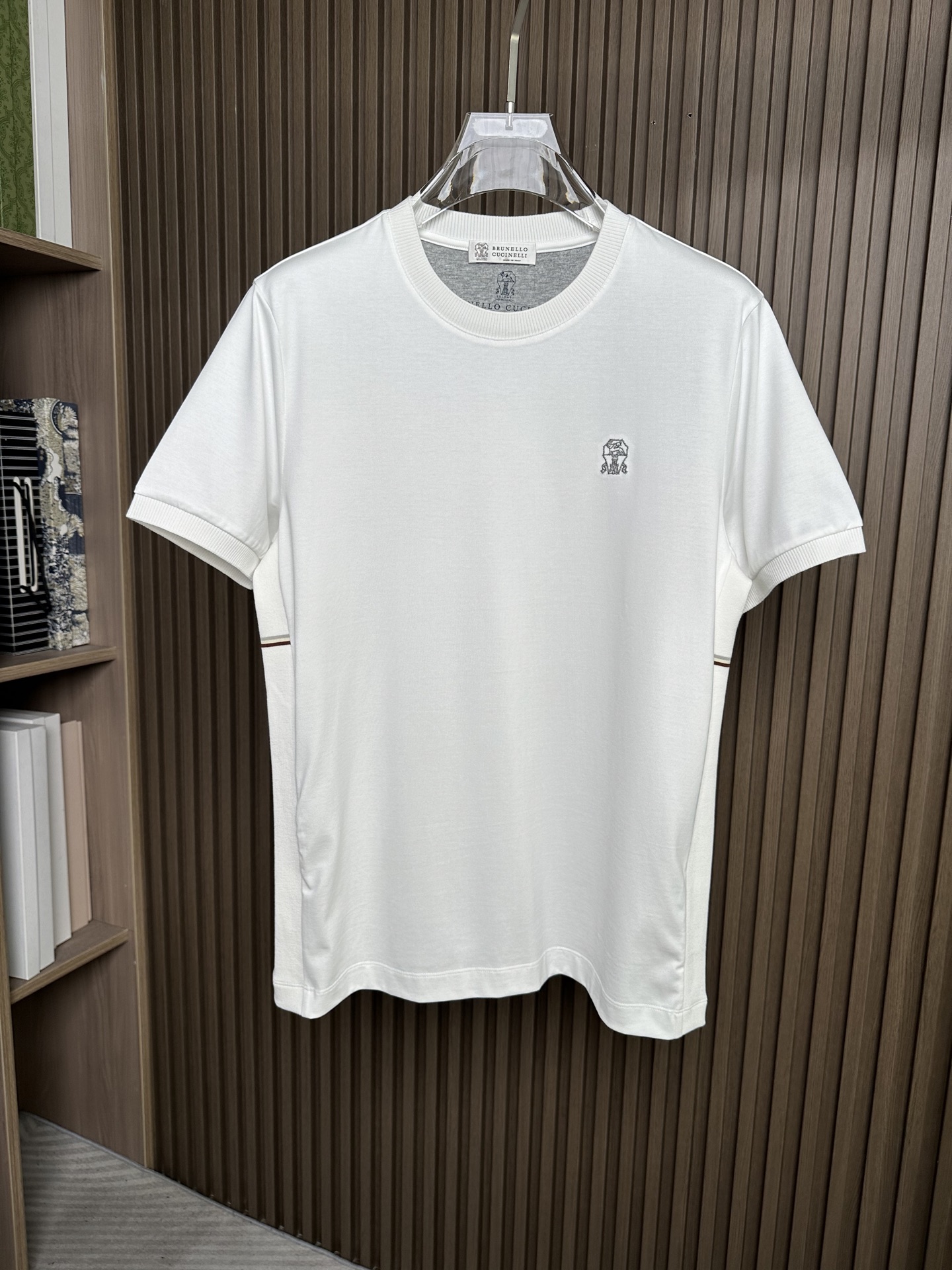 （白～）🔥BC家男士时装款圆领短袖T恤，26SS春夏新品，超火爆人气单品！极符合M家美学基调的一款T恤，