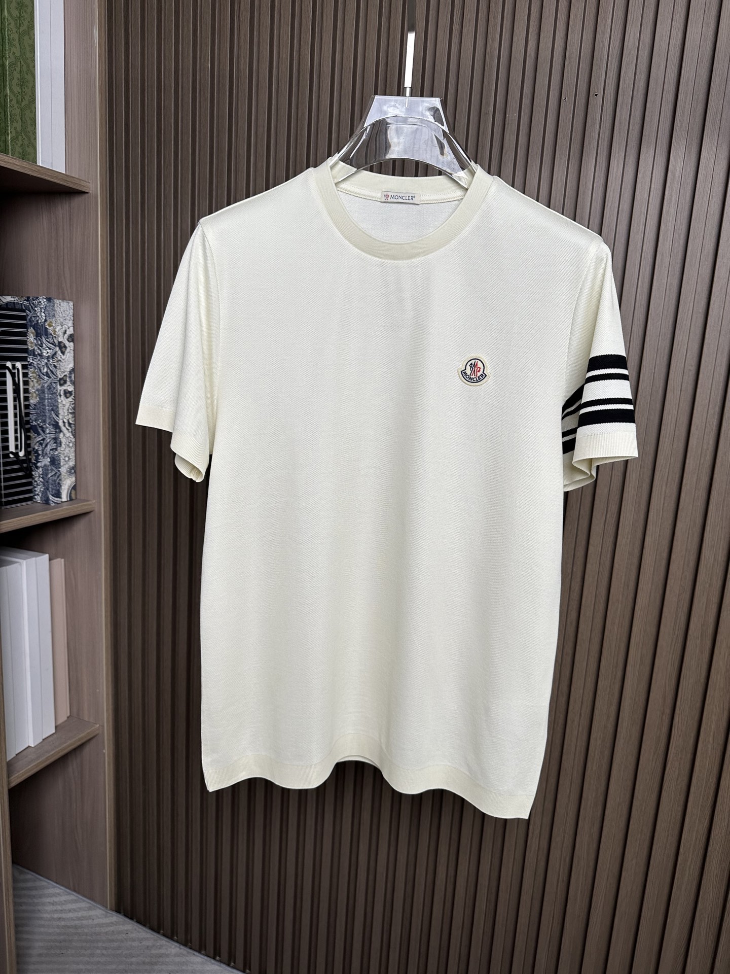 몽클레어 남성 반팔 26SS 48596