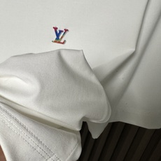(白色~)LV驴家2026SS春夏新款选用客供进口(48.5%的兰精莫代尔加41.5%的精疏棉加10%氨 (白色~)LV驴家2026SS春夏新款选用客供进口(48.5%的兰精莫代尔加41.5%的精疏棉加10%氨