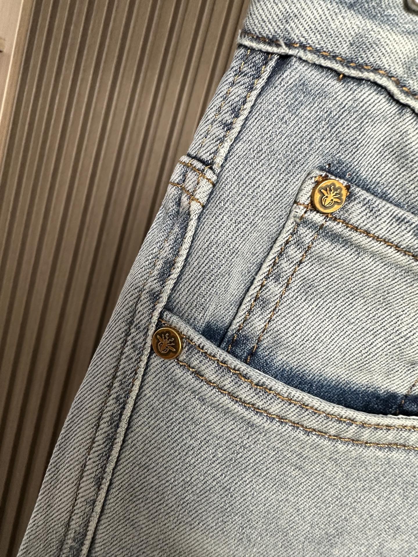 . 🔥CD迪奥26SS春夏新款休闲牛仔裤，高端品质，面料超级柔软舒适 小直筒版型，上身修长，万能搭配款码