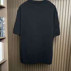 /套 PD普拉达2026SS春夏全新系列单品上线,非常时髦前卫的一款休闲套装,标识logo图案修饰!区别 /套 PD普拉达2026SS春夏全新系列单品上线,非常时髦前卫的一款休闲套装,标识logo图案修饰!区别