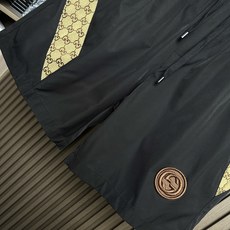 (黑色~)GU古琦爆款短裤2026ss新款男士休闲短裤,高端版本!专柜定制面料 透气舒适度高,细节无可挑 (黑色~)GU古琦爆款短裤2026ss新款男士休闲短裤,高端版本!专柜定制面料 透气舒适度高,细节无可挑