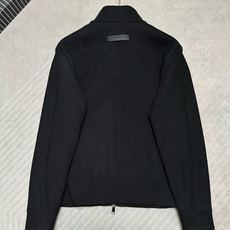 羽绒服 ZEGNA 2026秋冬爆款针织🧶拼接羽绒服 ZEGNA立领羽绒服,羽绒填充,绒朵蓬松回弹好,轻量 羽绒服 ZEGNA 2026秋冬爆款针织🧶拼接羽绒服 ZEGNA立领羽绒服,羽绒填充,绒朵蓬松回弹好,轻量