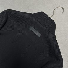 羽绒服 ZEGNA 2026秋冬爆款针织🧶拼接羽绒服 ZEGNA立领羽绒服,羽绒填充,绒朵蓬松回弹好,轻量 羽绒服 ZEGNA 2026秋冬爆款针织🧶拼接羽绒服 ZEGNA立领羽绒服,羽绒填充,绒朵蓬松回弹好,轻量