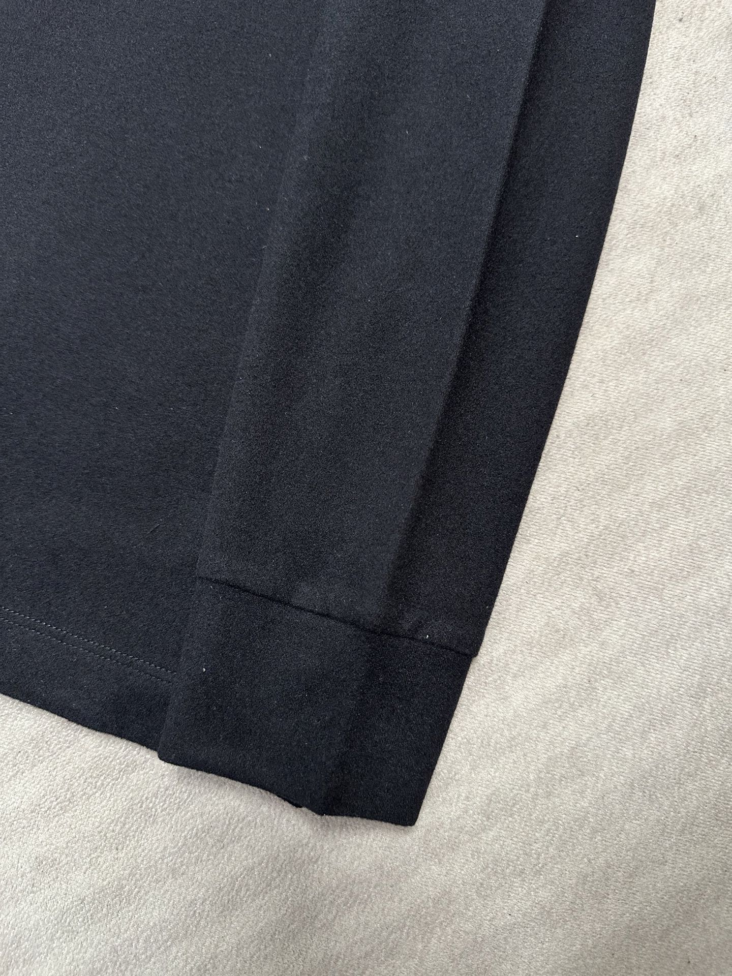 （藏青～）Brunello Cucinelli26秋冬爆款打底衫      Brunello Cucinelli男士简约