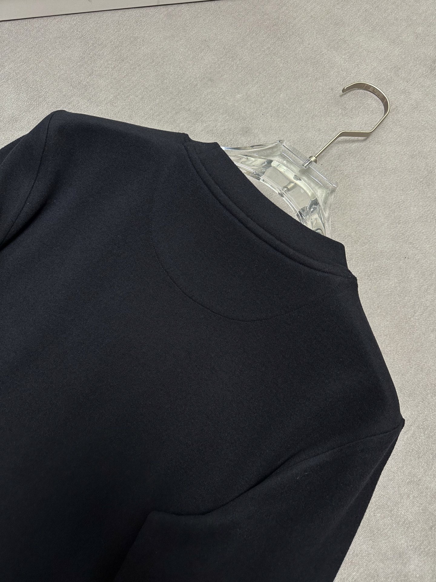 （藏青～）Brunello Cucinelli26秋冬爆款打底衫      Brunello Cucinelli男士简约