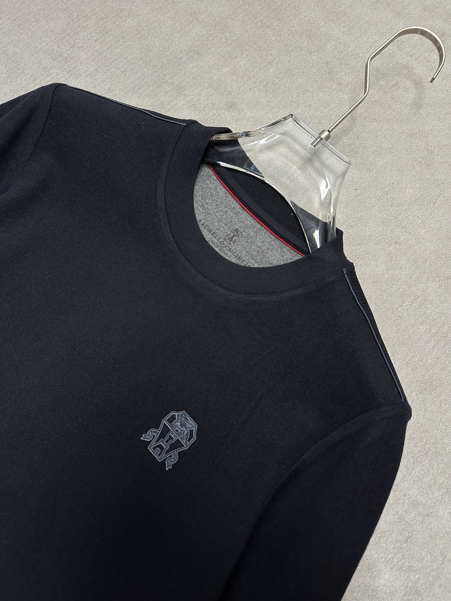 （藏青～）Brunello Cucinelli26秋冬爆款打底衫      Brunello Cucinelli男士简约