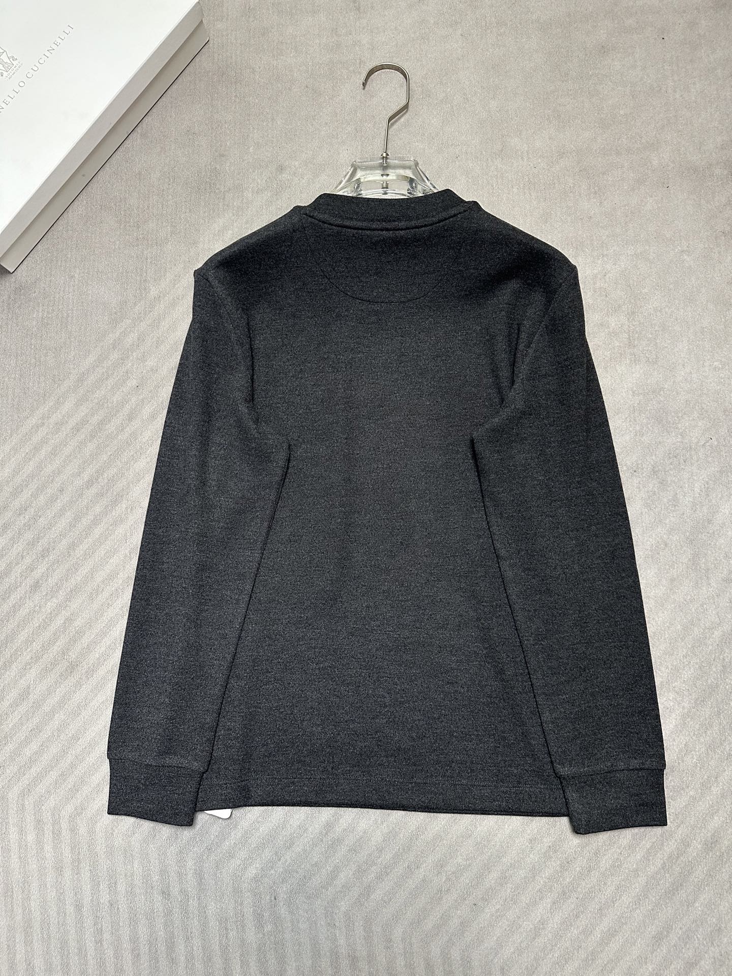(灰色~)Brunello Cucinelli26秋冬爆款打底衫 Brunello Cucinelli男士简约 (灰色~)Brunello Cucinelli26秋冬爆款打底衫 Brunello Cucinelli男士简约