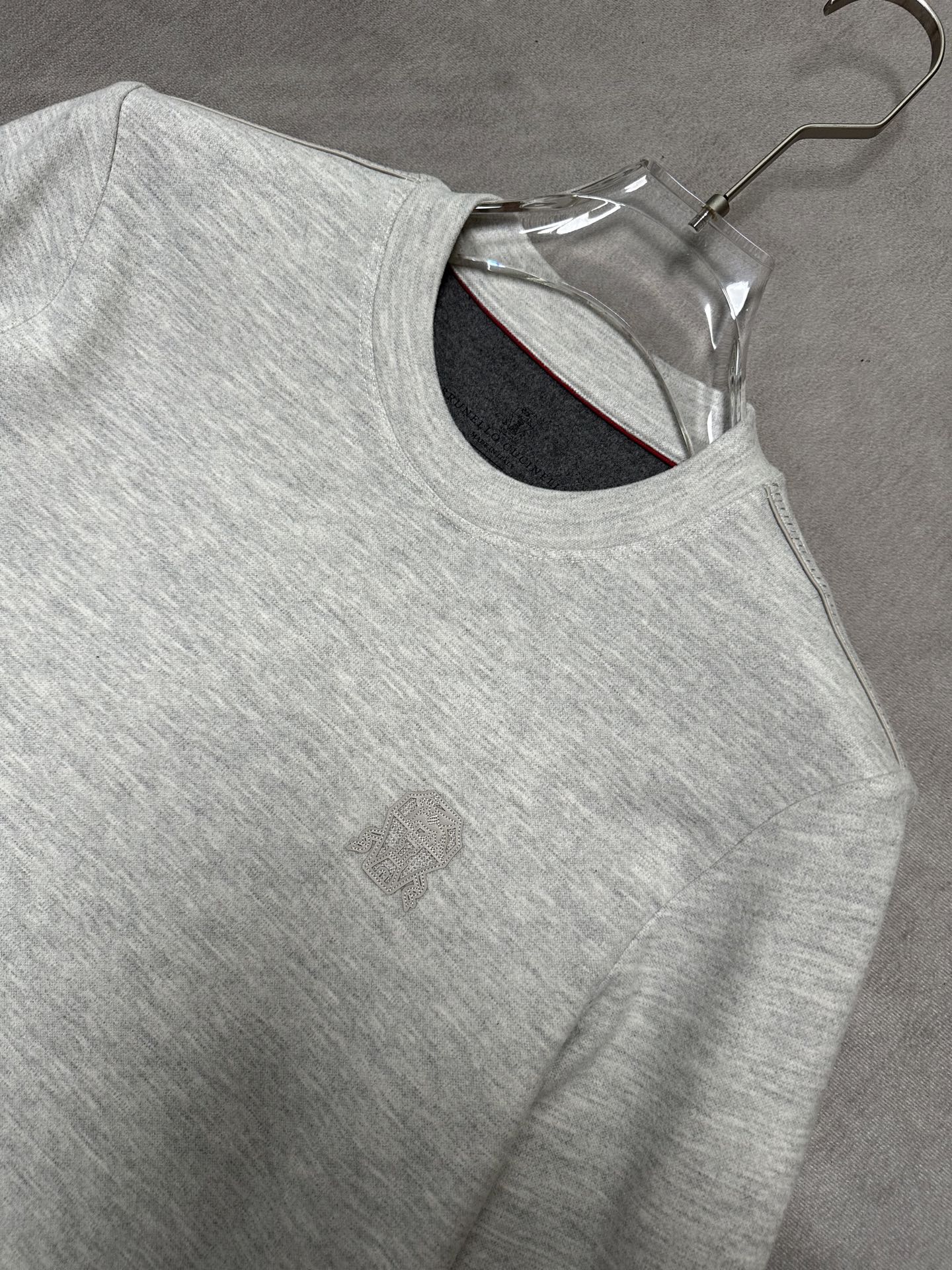 （灰白色～）Brunello Cucinelli26秋冬爆款打底衫      Brunello Cucinelli男士简