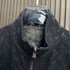 (黑~)LV驴家26FW秋冬新款顶级PU皮革时尚翻领皮衣,男士经典双拉链门襟商务休闲拉链皮衣夹克外套!贸易公司渠道稀出, (黑~)LV驴家26FW秋冬新款顶级PU皮革时尚翻领皮衣,男士经典双拉链门襟商务休闲拉链皮衣夹克外套!贸易公司渠道稀出,
