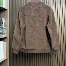 (咖~)ZG26FW秋冬新款进口环保麂皮绒立领皮衣,男士后领皮标铭牌时尚拉链皮衣夹克外套!贸易公司渠道稀出,同步官网发售 (咖~)ZG26FW秋冬新款进口环保麂皮绒立领皮衣,男士后领皮标铭牌时尚拉链皮衣夹克外套!贸易公司渠道稀出,同步官网发售