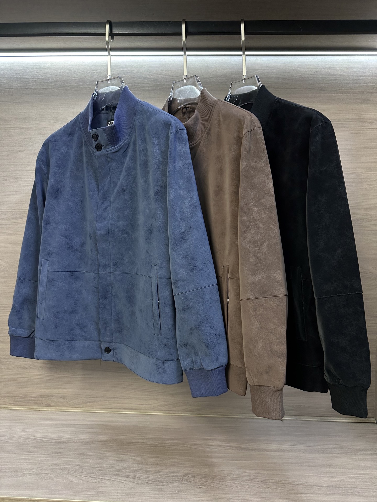 men-clothes.213971 men-clothes.213971