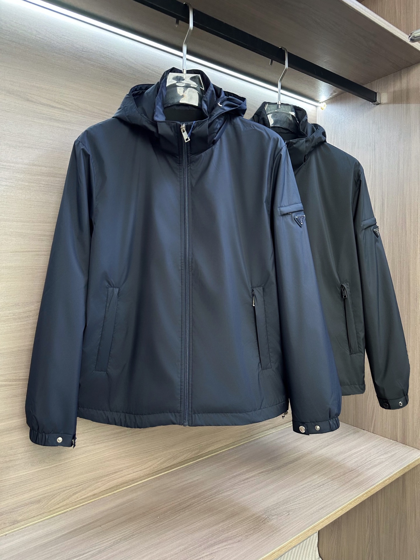 men-clothes.213999 men-clothes.213999