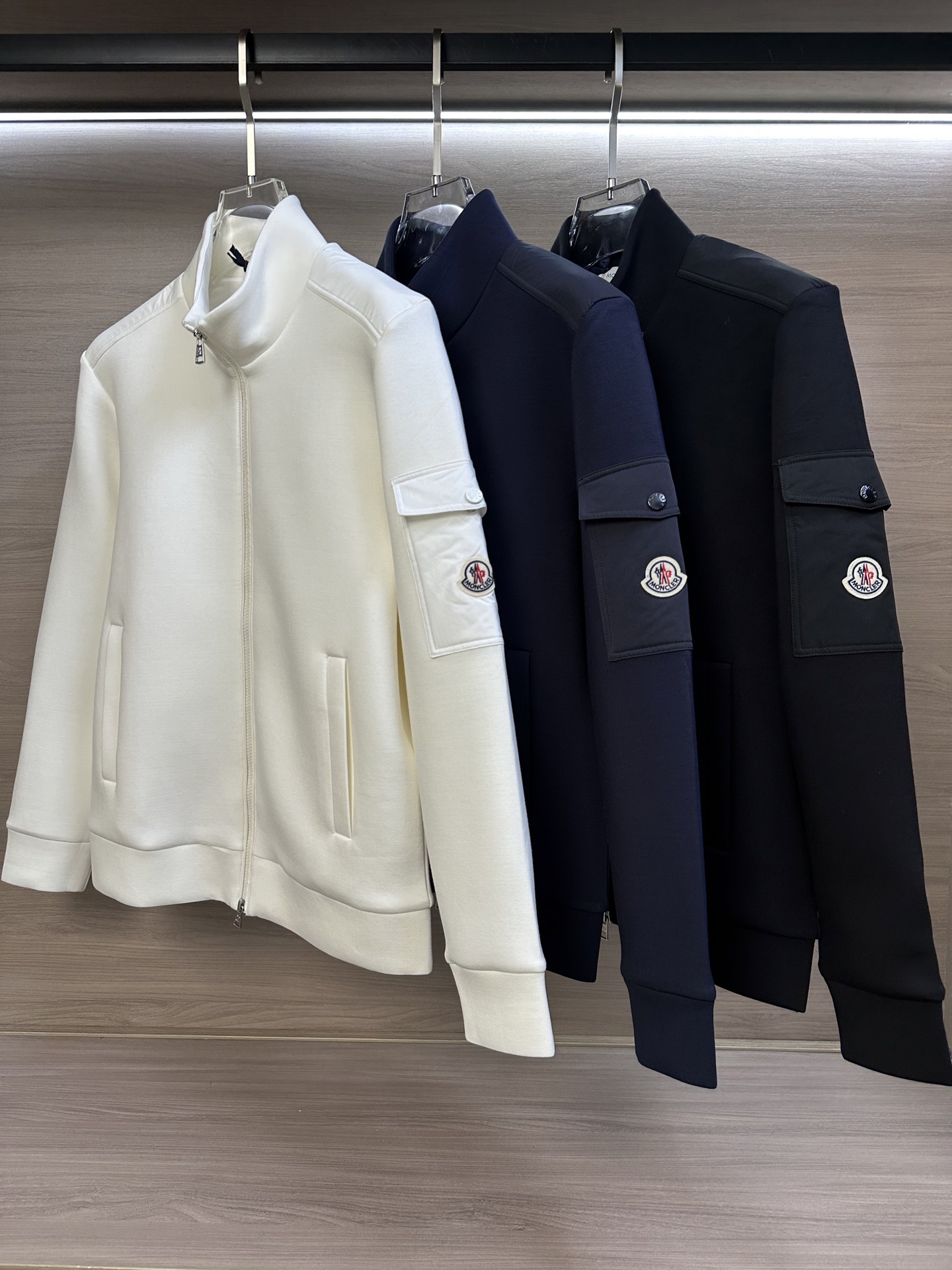 men-clothes.214017 men-clothes.214017