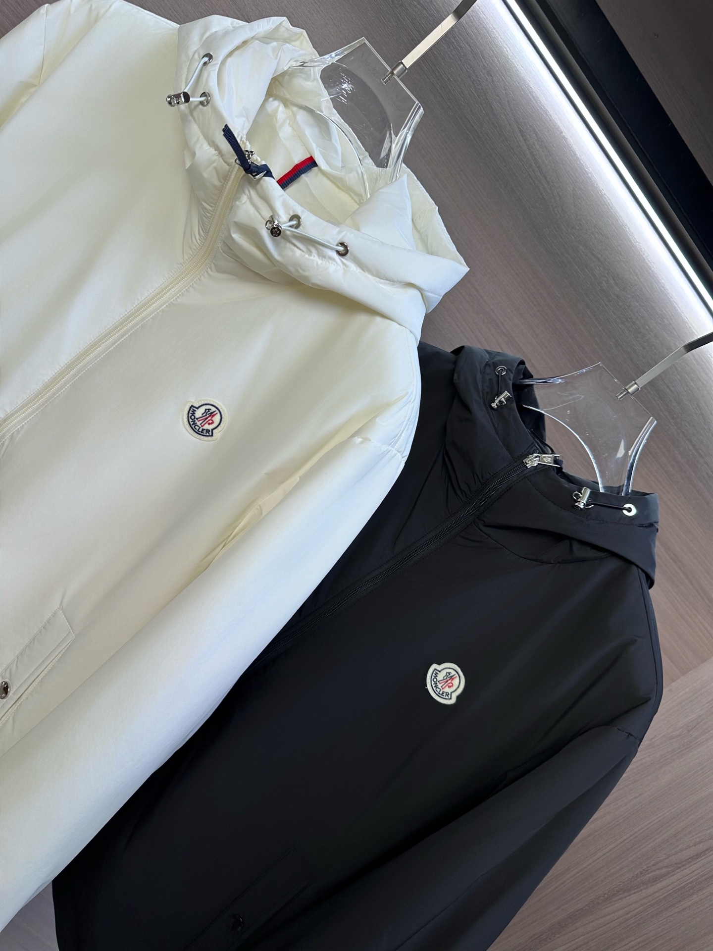 men-clothes.214049 men-clothes.214049
