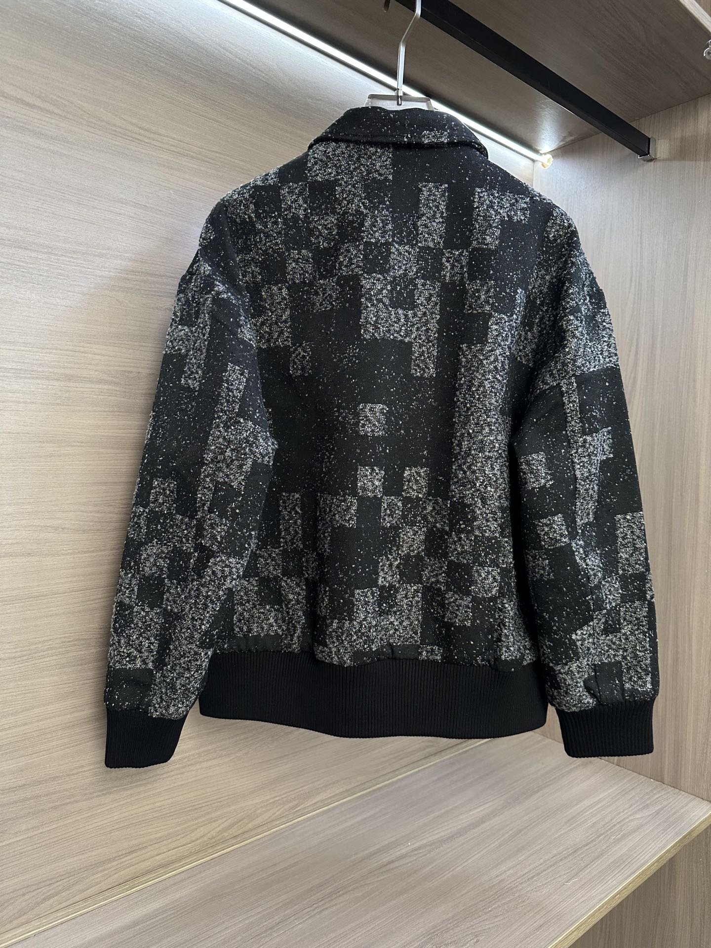 men-clothes.214054 men-clothes.214054
