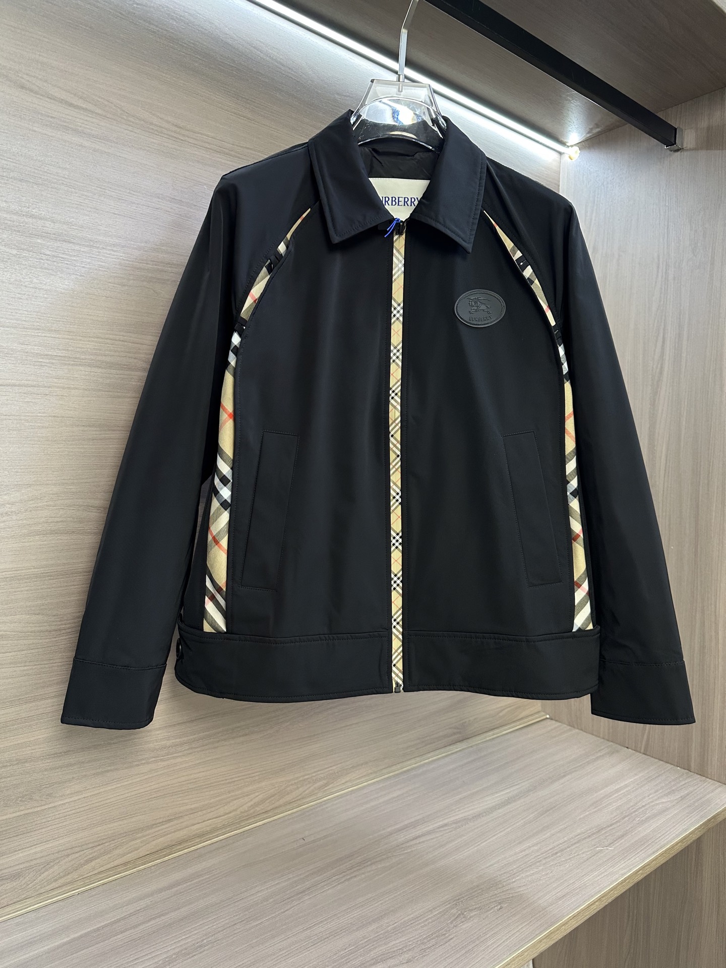 men-clothes.214062 men-clothes.214062