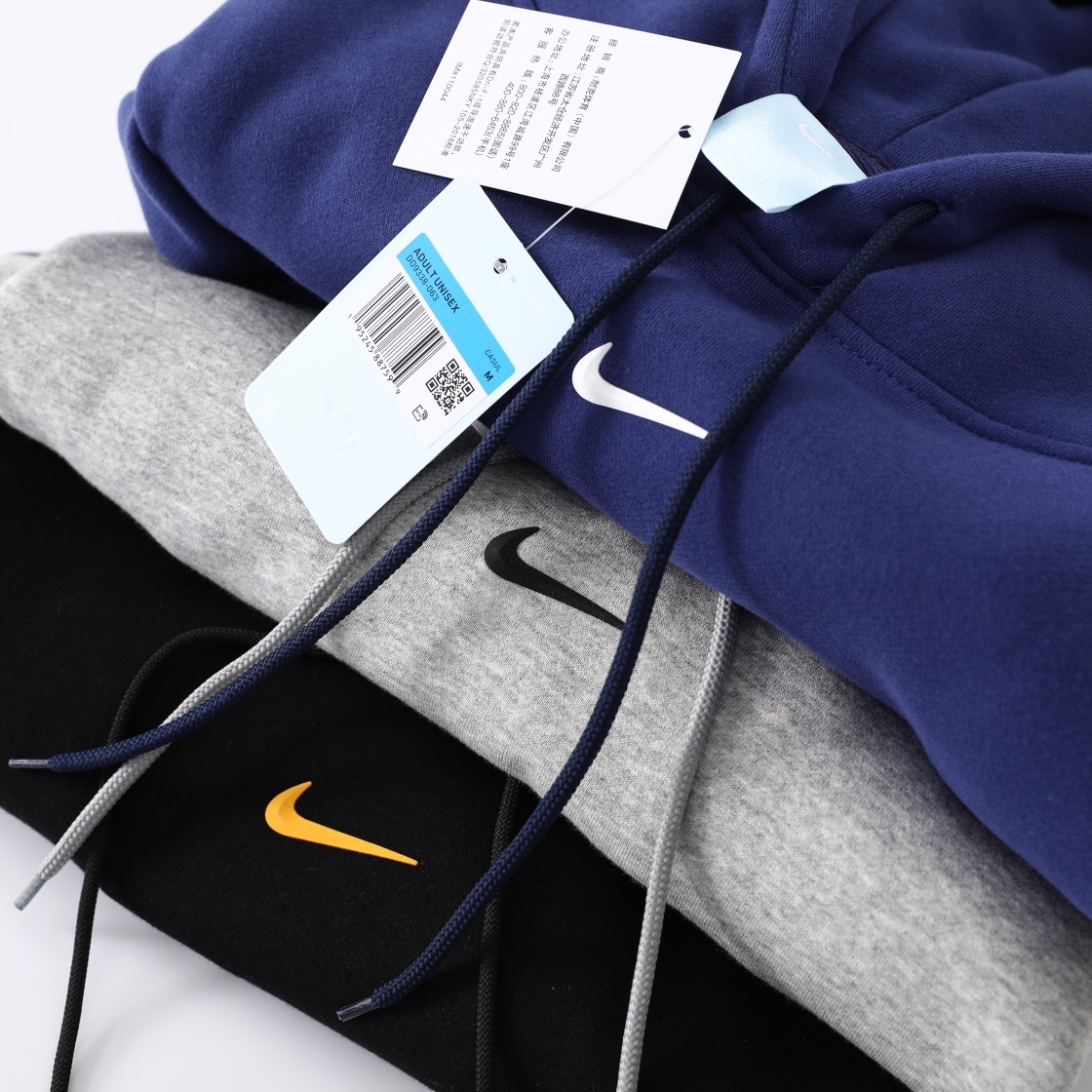 Nike x Drake NOCTA Series Guard Jacket: Velvet Fabric, Reflective Details, Multiple Colors & Sizes - 图片 9