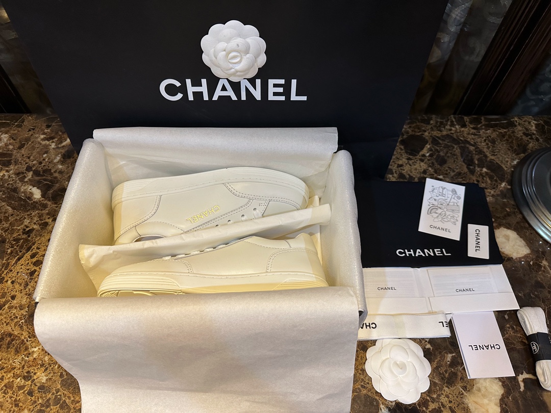 Chanel Skateboard Shoes White Bronzing