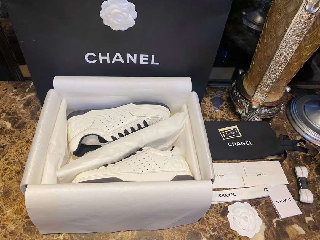 Chanel Shop
 Skateboard Shoes Black White