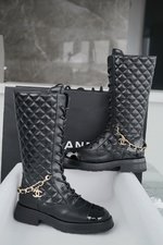 Chanel Knockoff
 Martin Boots High Quality AAA Replica
 Chains