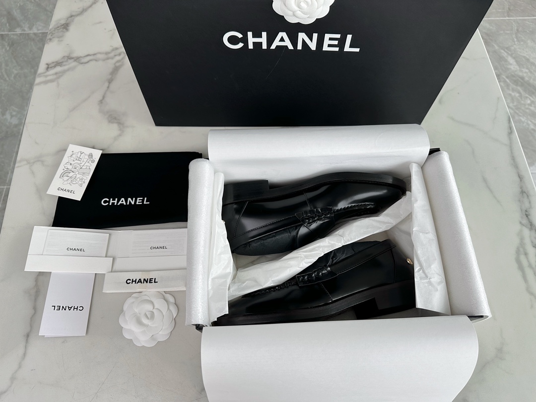 Chanel Sapatos Loafers