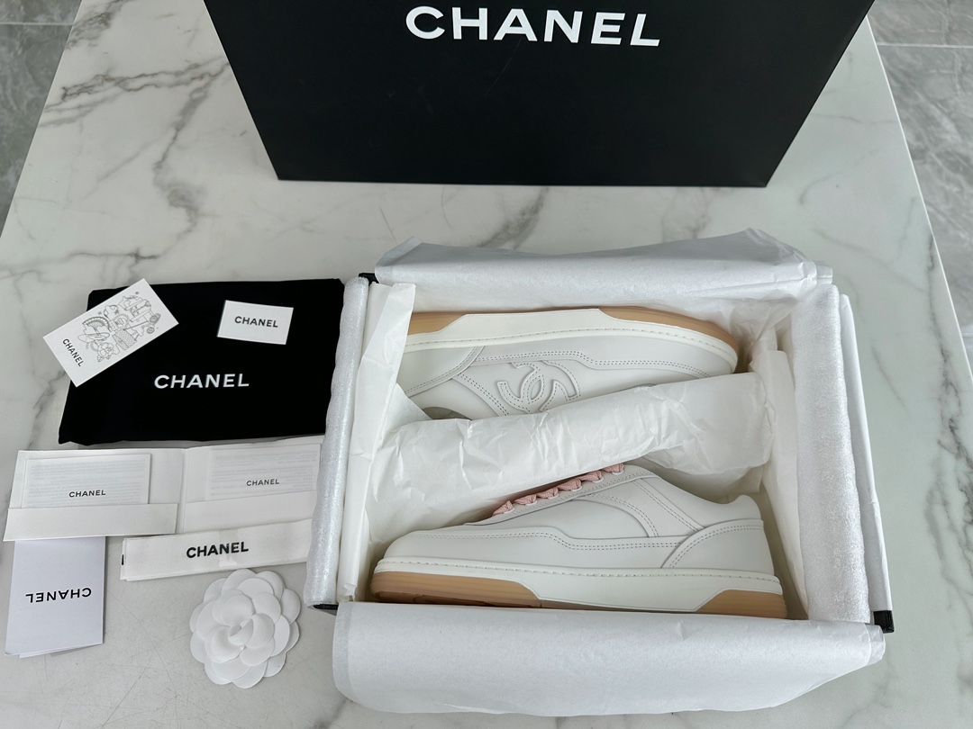 Chanel Sapatos de Skate Rosa