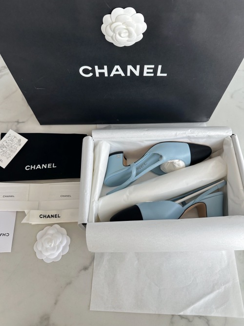 Chanel Slingback Heels: Blue Leather, Classic Design, Comfortable and Stylish 1 Chanel Slingback Heels: Blue Leather, Classic Design, Comfortable and Stylish