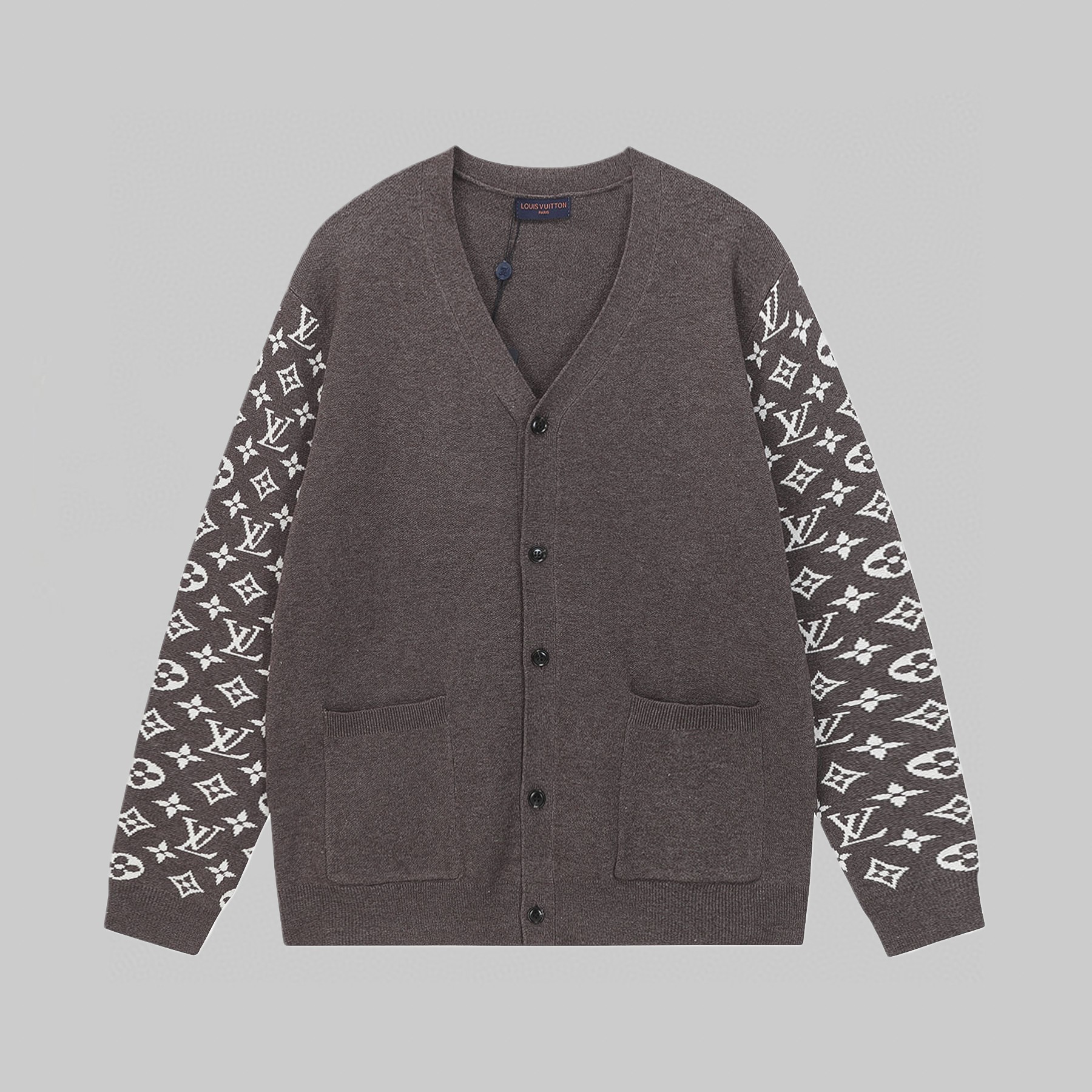 P145 LV Louis Vuitton suéter de punto con mangas jacquard, nuevo modelo de otoño/invierno. Confeccionado con mezcla de …