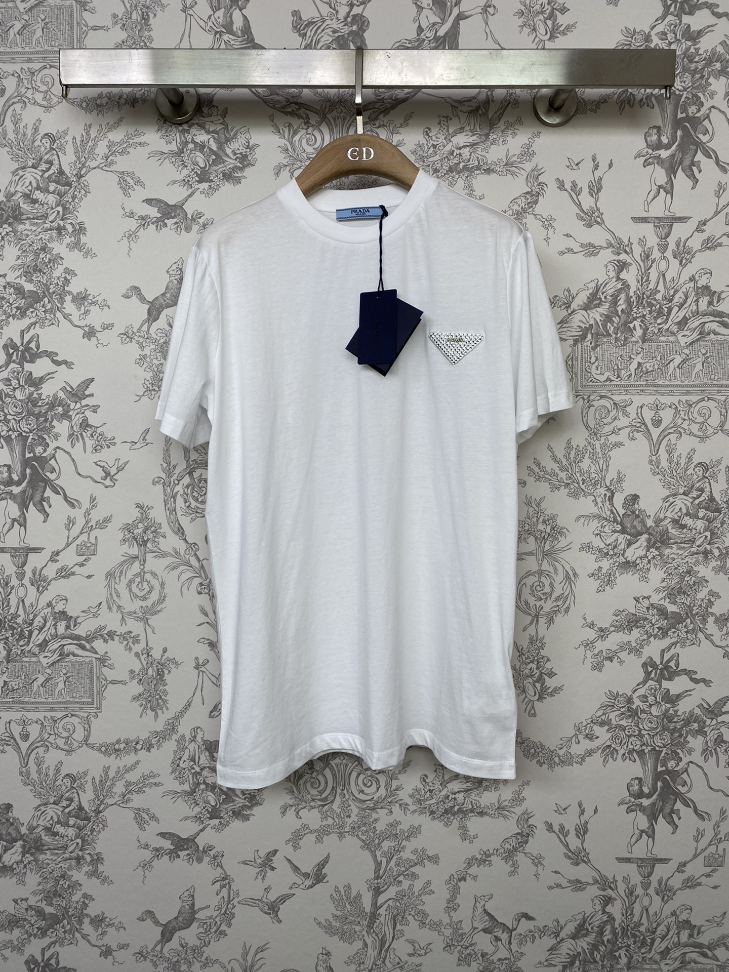 Prada Vêtements T-Shirt Noir Blanc Serti de diamants Coton Série printemps