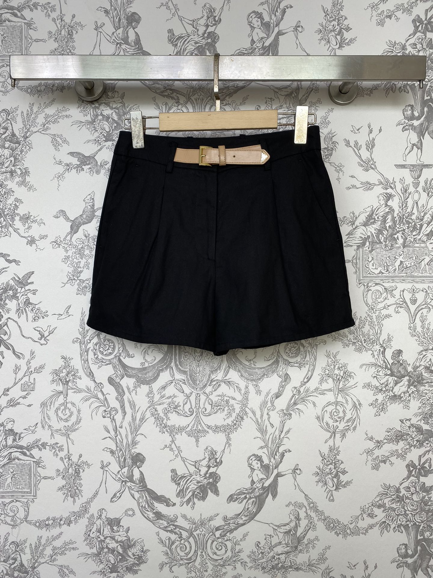 Prada Vêtements Shorts Couleur beige Noir Blanc Coton Collection printemps – été