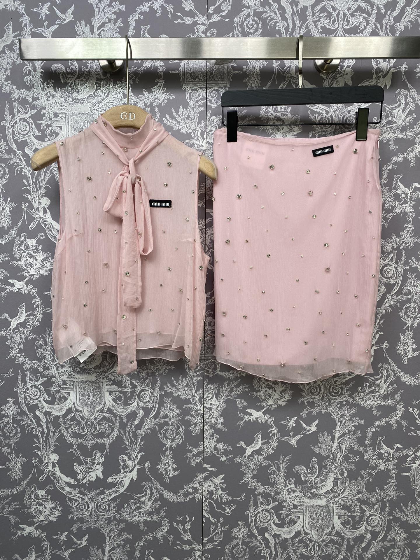 MiuMiu Ropa Faldas Camiseta de tirantes Rosa Seda Colección de otoño