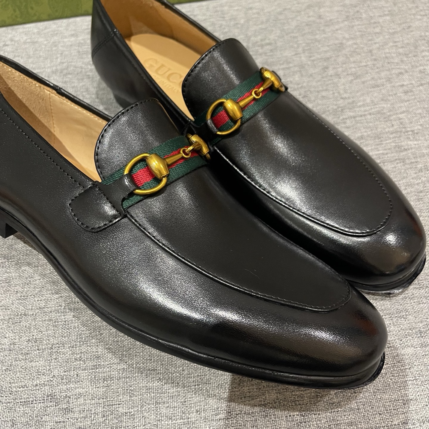 Gucci Men's Black Leather Horsebit Loafers - Classic Style, Ultimate Comfort 7 i1740995303730 4904 0 5