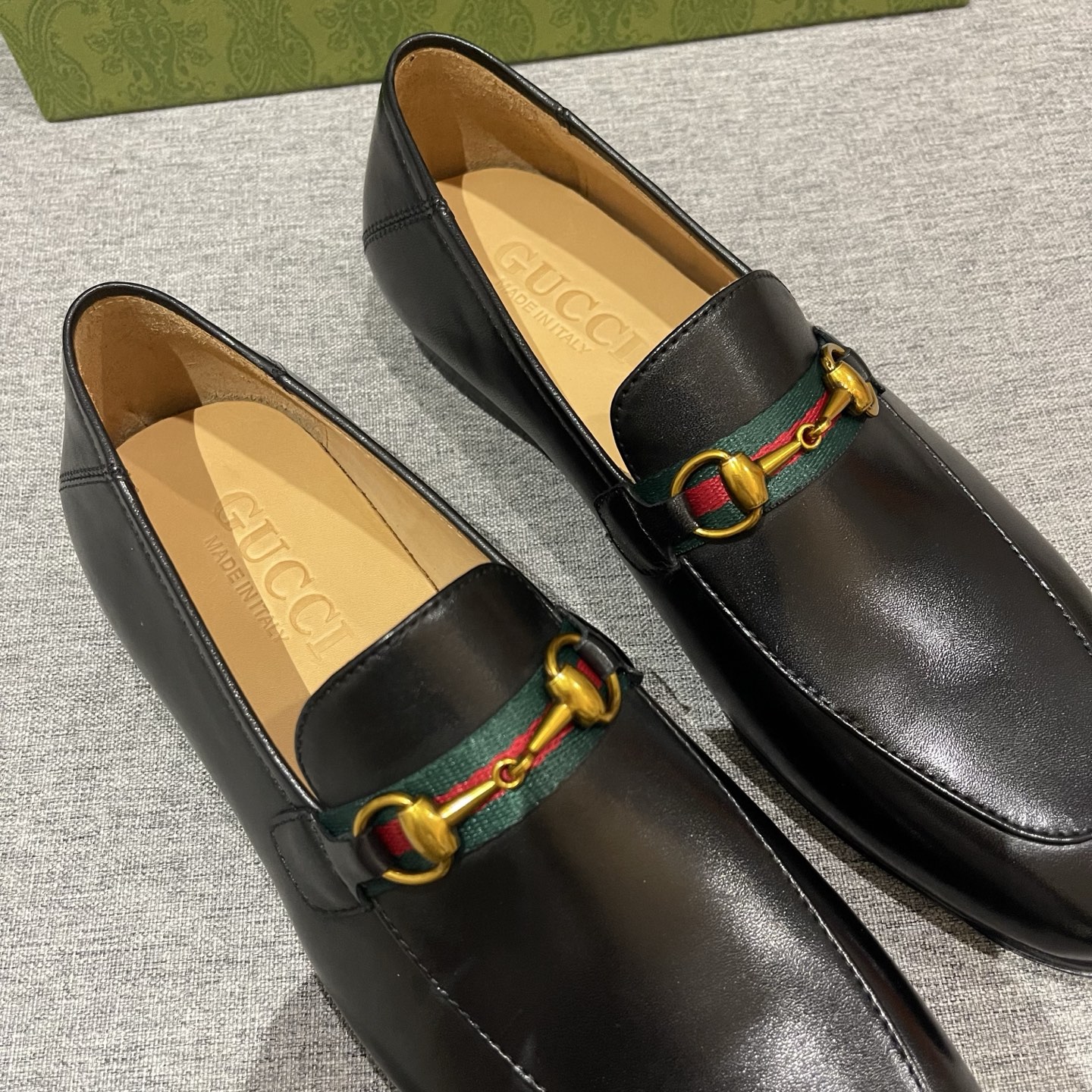 Gucci Men's Black Leather Horsebit Loafers - Classic Style, Ultimate Comfort 6 i1740995314402 7704 0 4