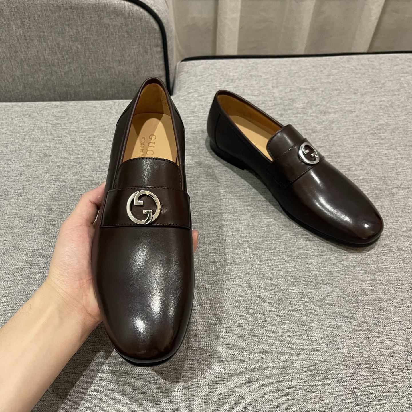 Gucci Men's Leather Loafers with Interlocking G - Comfortable & Stylish 9 i1740995556402 2333 0 7
