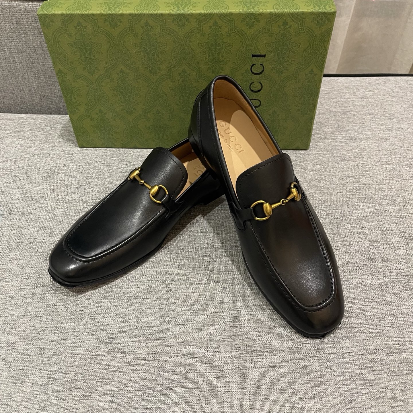 Gucci Men's Black Leather Horsebit Loafers Comfortable & Stylish Shoes 4 i1740995926475 235 0 2