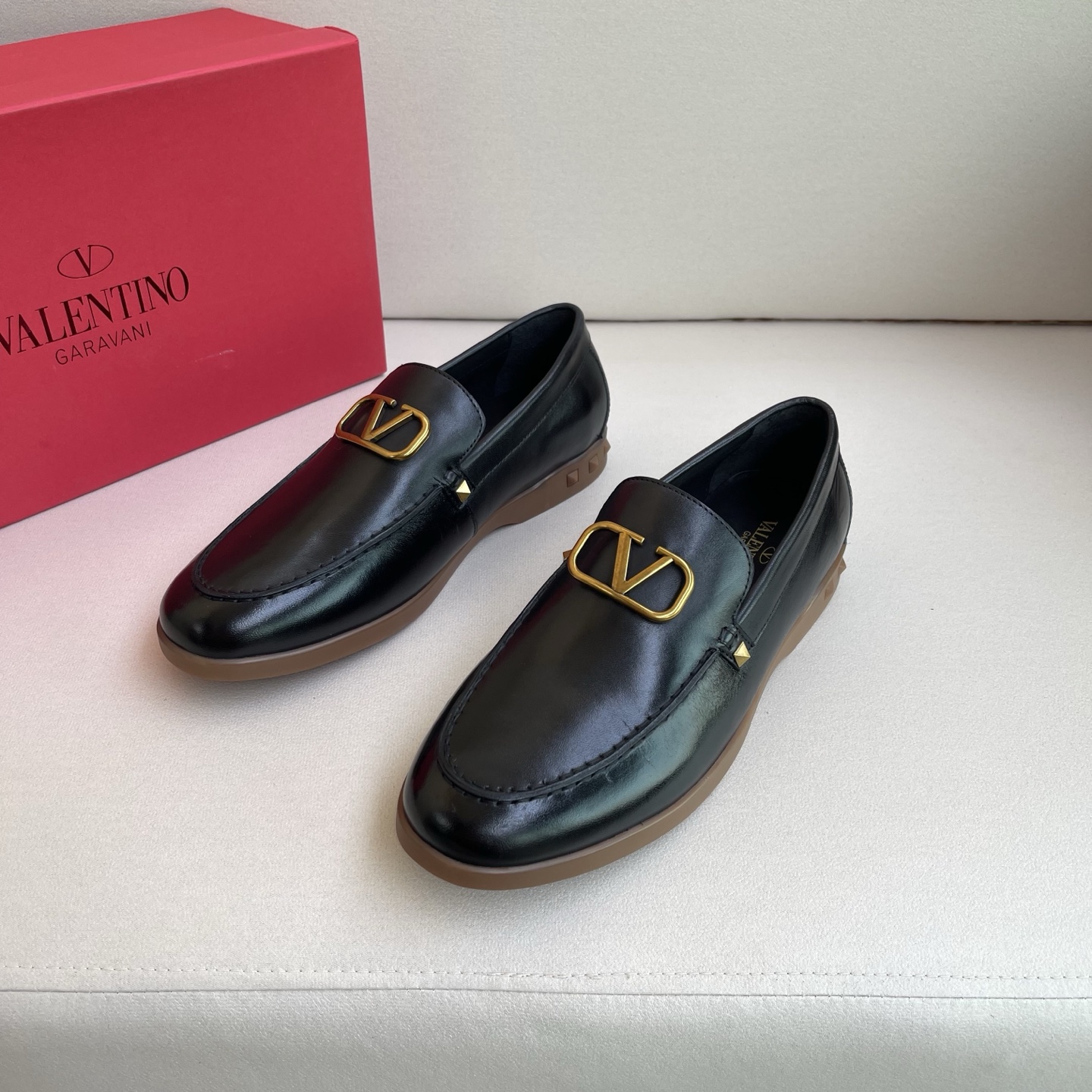 Valentino Garavani Men's Black Leather Loafers with Gold V Logo Buckle 3 i1742902820783 6587 0 1