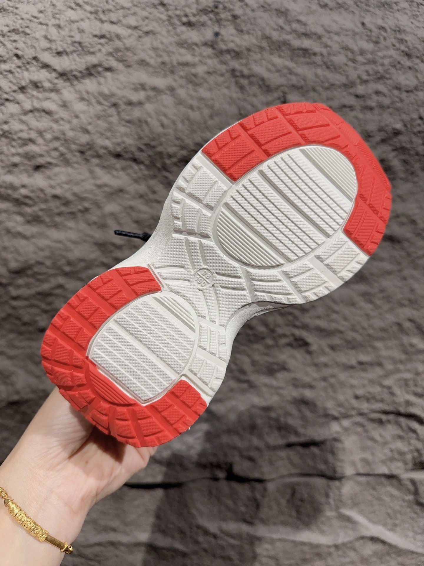 图片[8]-特价 BALENCIAGA INS 16XL 巴黎世家厚底增高鞋老爹鞋 16XL复古休闲百搭鞋 系带方式： 系带+内侧魔术贴 号码：26-37-选品中心