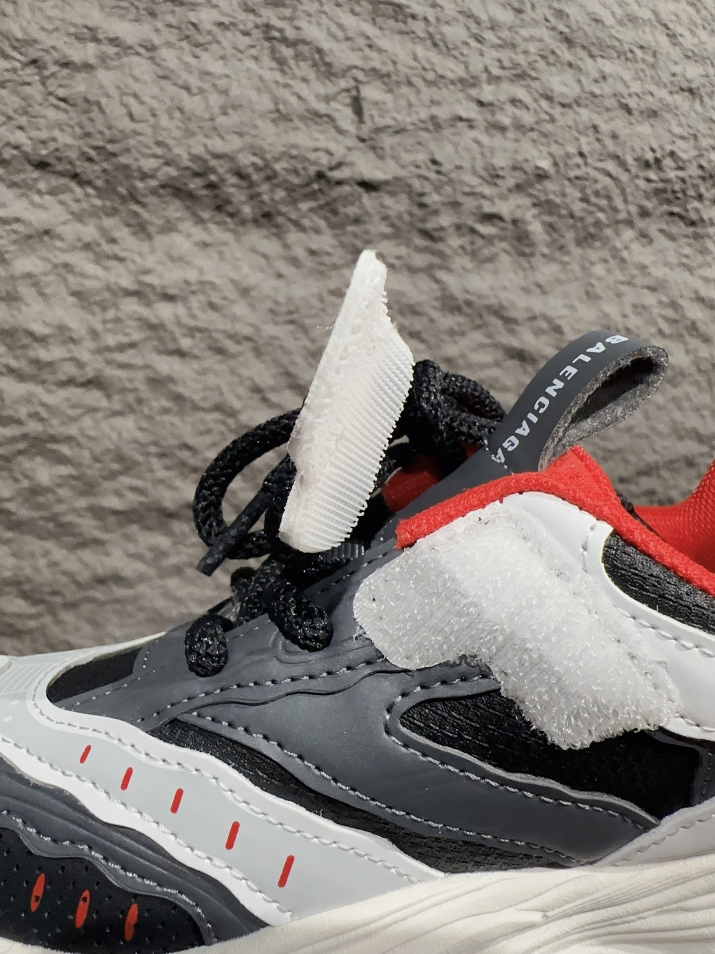 图片[9]-特价 BALENCIAGA INS 16XL 巴黎世家厚底增高鞋老爹鞋 16XL复古休闲百搭鞋 系带方式： 系带+内侧魔术贴 号码：26-37-选品中心